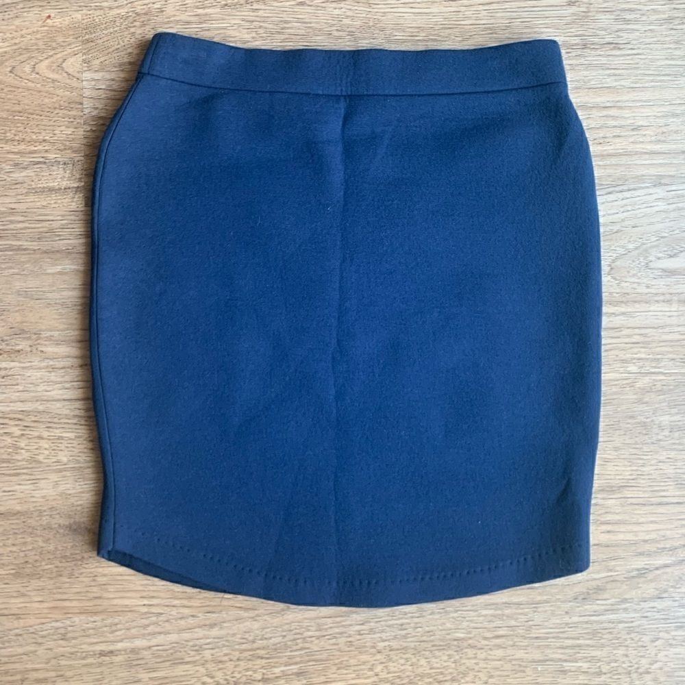 H&M embellished short cotton fleece sequin skirt - Picture 3 of 4